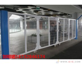 化工廠(chǎng)車(chē)間臨時(shí)移動(dòng)隔離柵防護(hù)欄與防撞設(shè)施的重要性