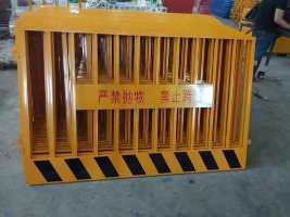 興義工廠(chǎng)防護(hù)欄網(wǎng)生產(chǎn)廠(chǎng)與防拋網(wǎng)廠(chǎng)商聯(lián)系方式及防撞設(shè)施介紹